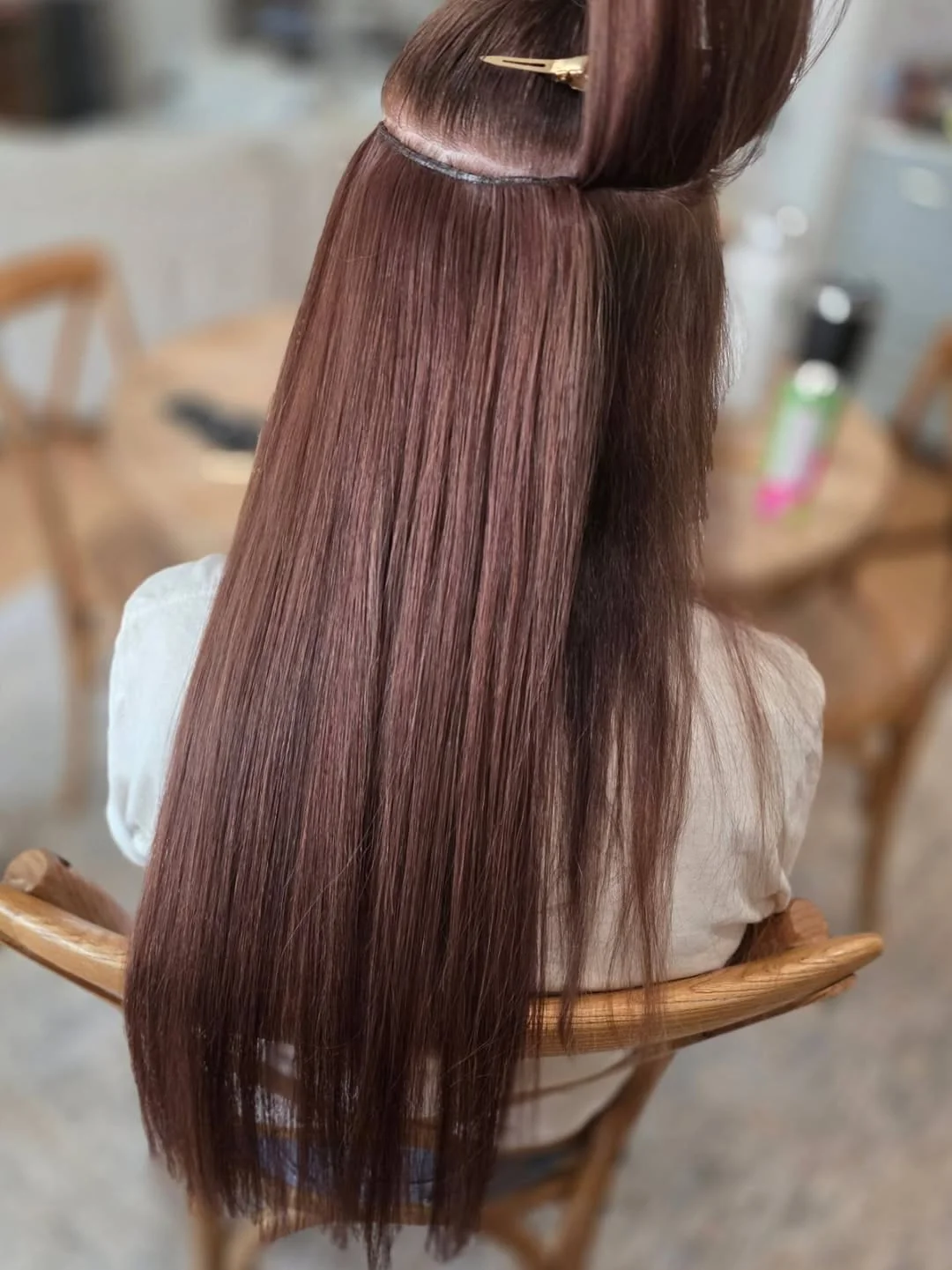 Smooth, long brunette finish